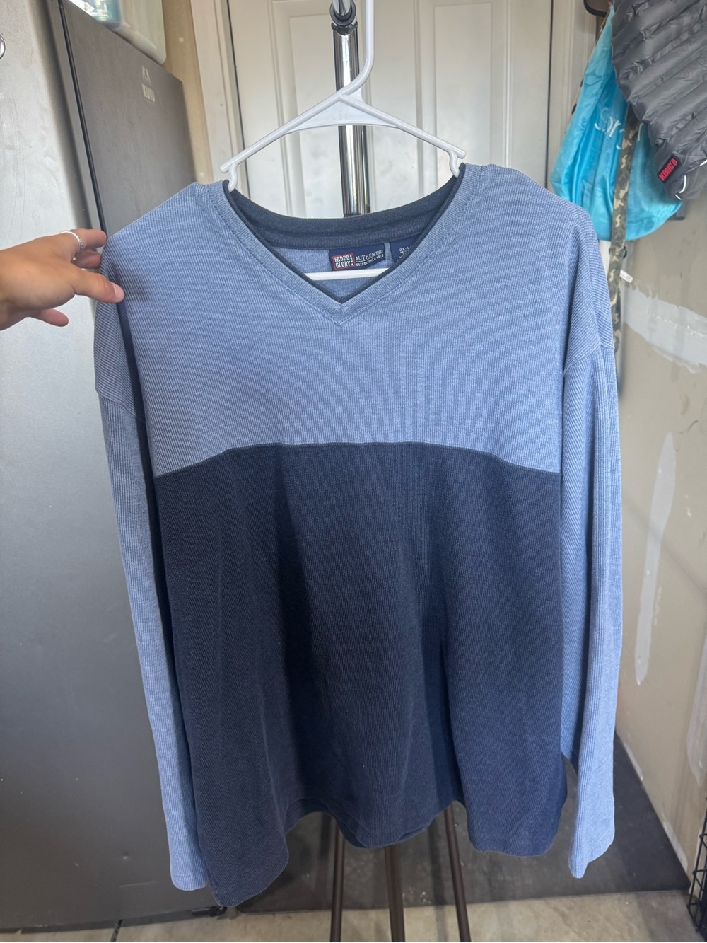 Vintage Faded Glory Two-Tone V-Neck Sweater in Light Blue and Navy